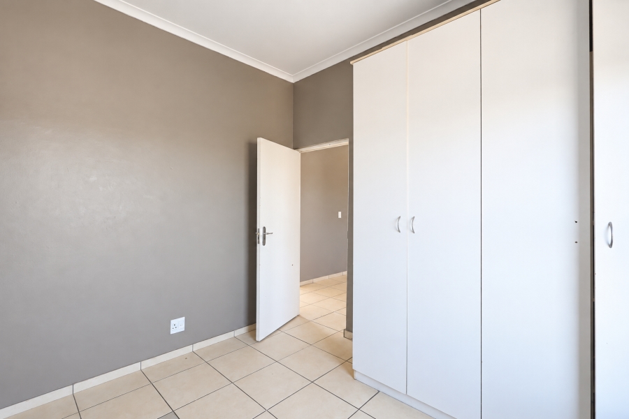 2 Bedroom Property for Sale in Parklands East Western Cape